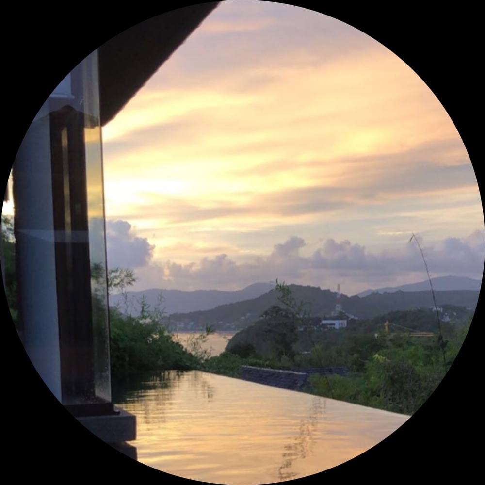 Meet your Posher, Queen